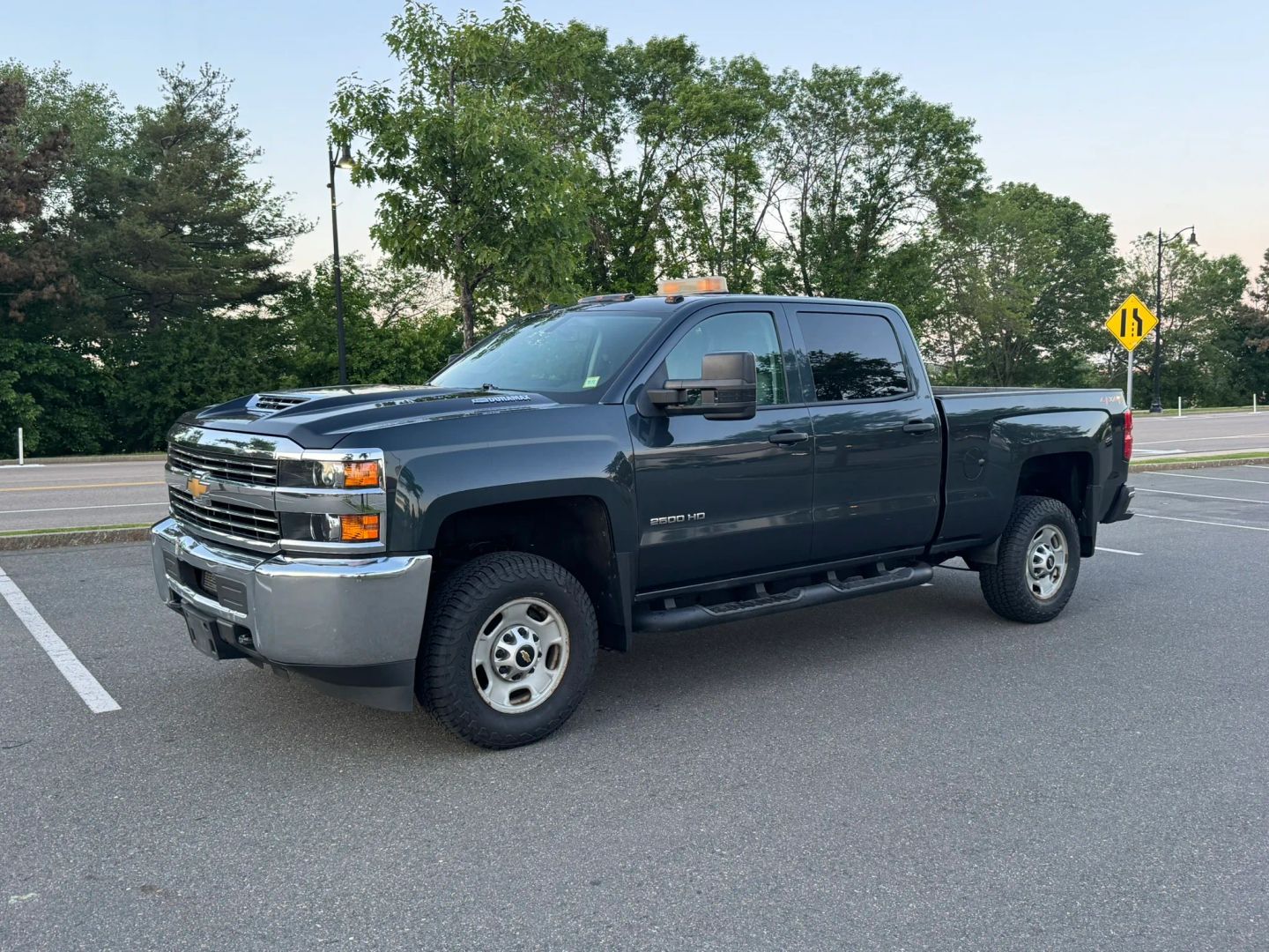 chevrolet silverado 2500hd 2018 1GC1KUEY9JF290953 image chevrolet silverado 2500hd 2018 1GC1KUEY9JF290953 image